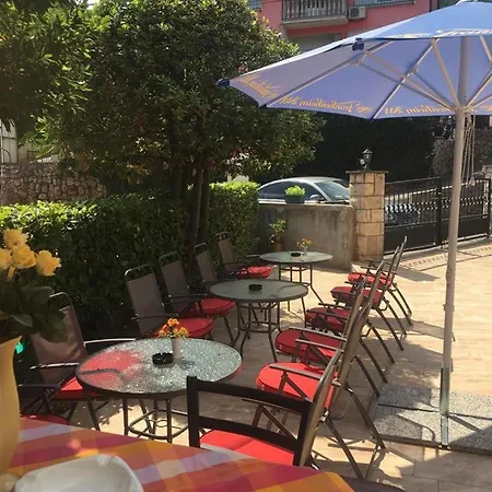 Manda Bed & Breakfast