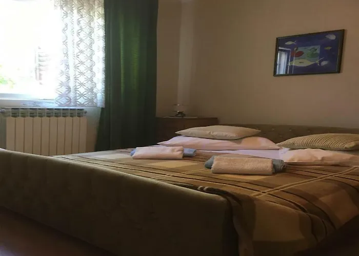 Guesthouse Villa Manda Bed & Breakfast