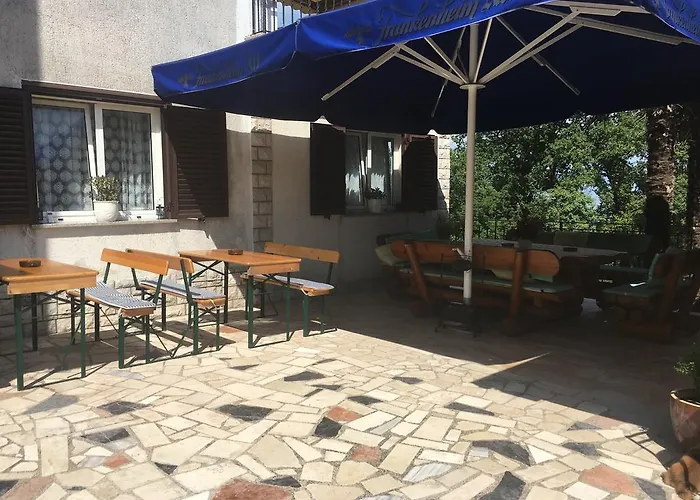 Manda ベッド・アンド・ブレックファスト 3*